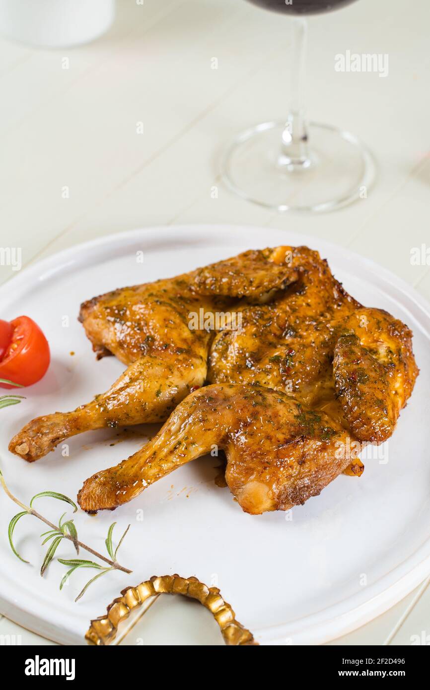 tobacco chicken There is one very popular and delicious dish in Georgia: "tobacco chicken" Everyone has the first question. : What does have to do with it? Once upon a time, during the Tobacco Chicken? All You Need