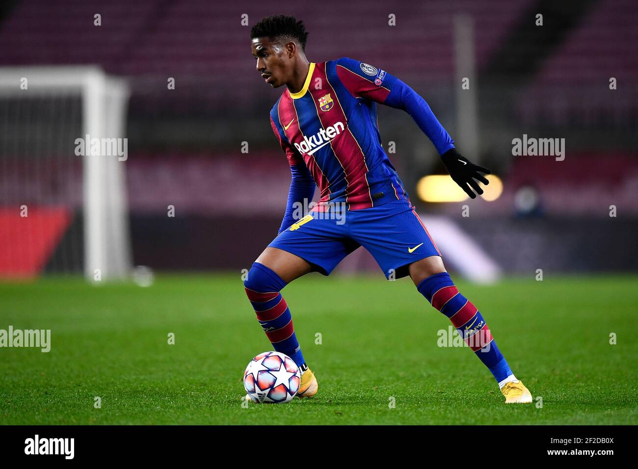 Barcelona, Spain - 08 December, 2020: Junior Firpo of FC Barcelona in action during the UEFA Champions League Group G football match between FC Barcelona and Juventus. Juventus FC won 3-0 over FC Barcelona. Credit: Nicolò Campo/Alamy Live News Stock Photo