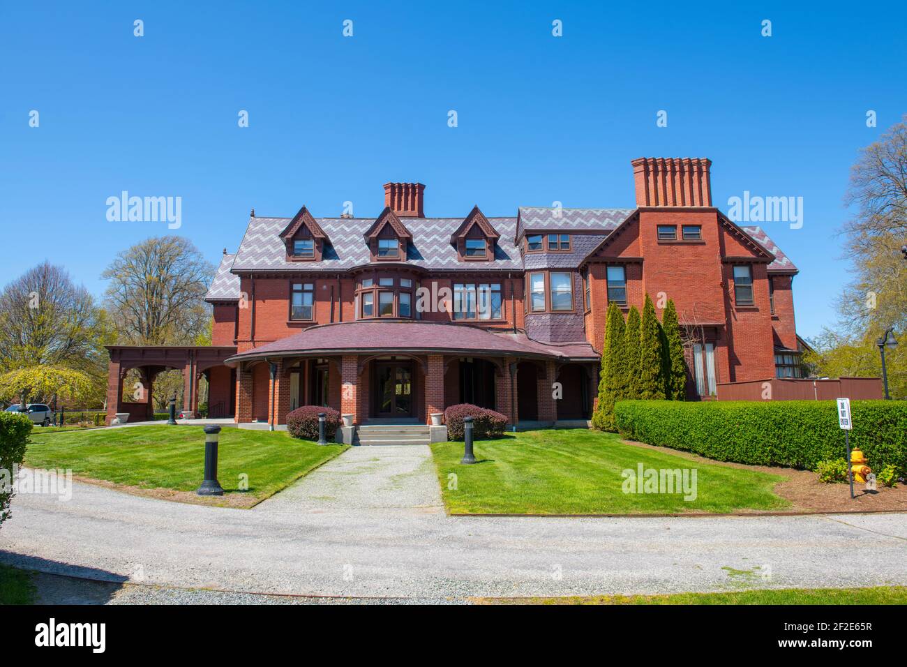 Young Building is a Gilded Age mansion in Bellevue Avenue Historic District in Newport, Rhode