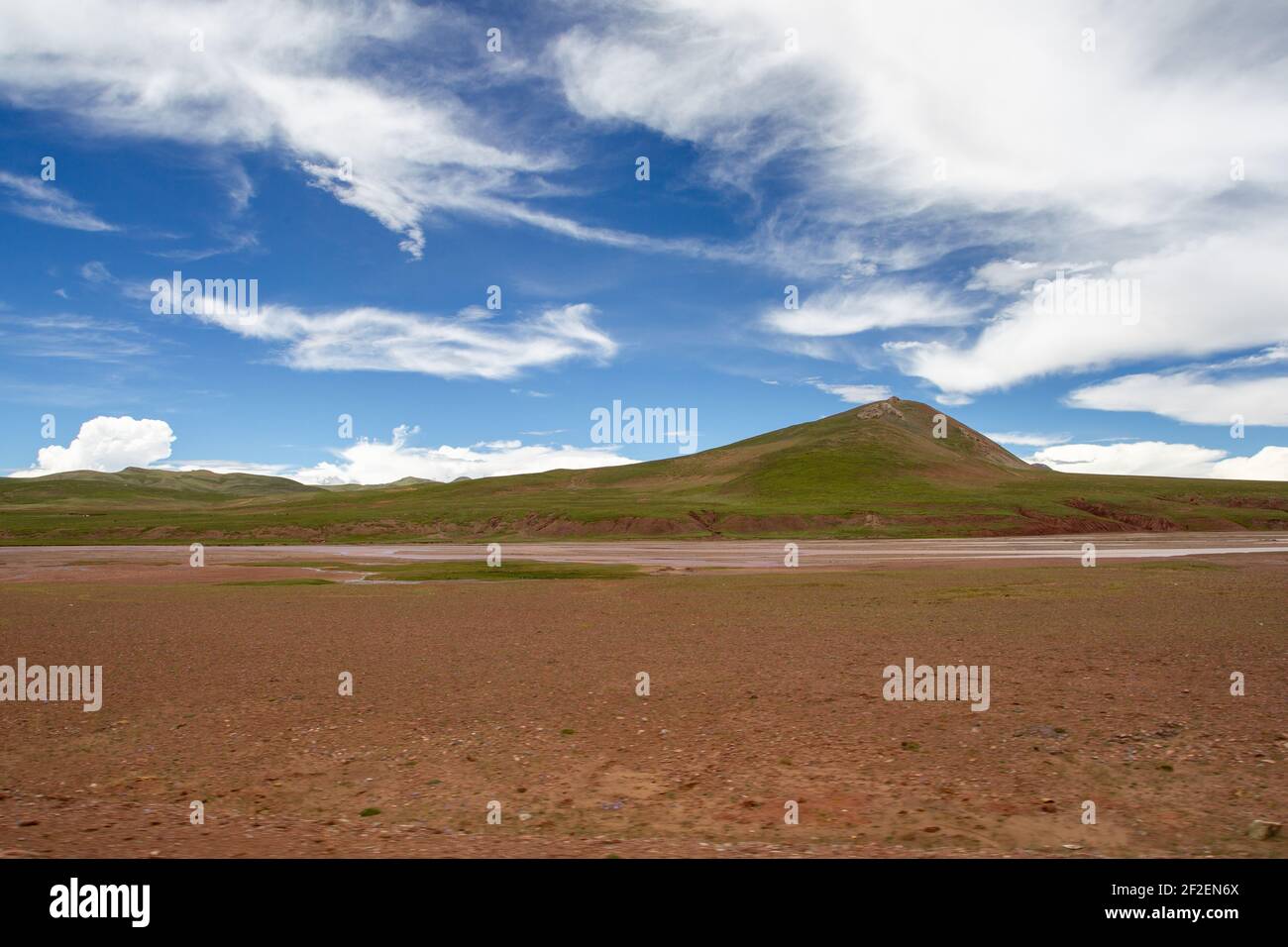 Natural scenery of Tibetan Plateau in China Stock Photo - Alamy