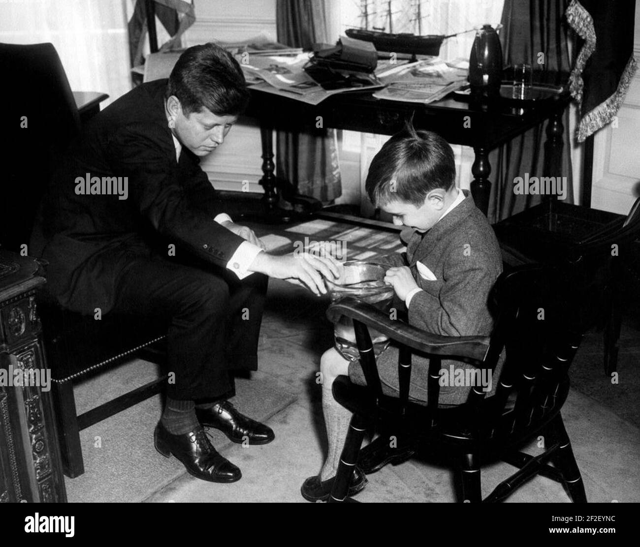 Robert f kennedy jr john f kennedy hi-res stock photography and images ...