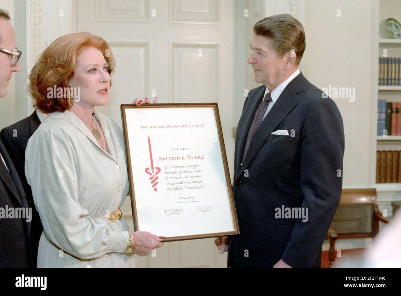 President Ronald Reagan and Amanda Blake. Stock Photo
