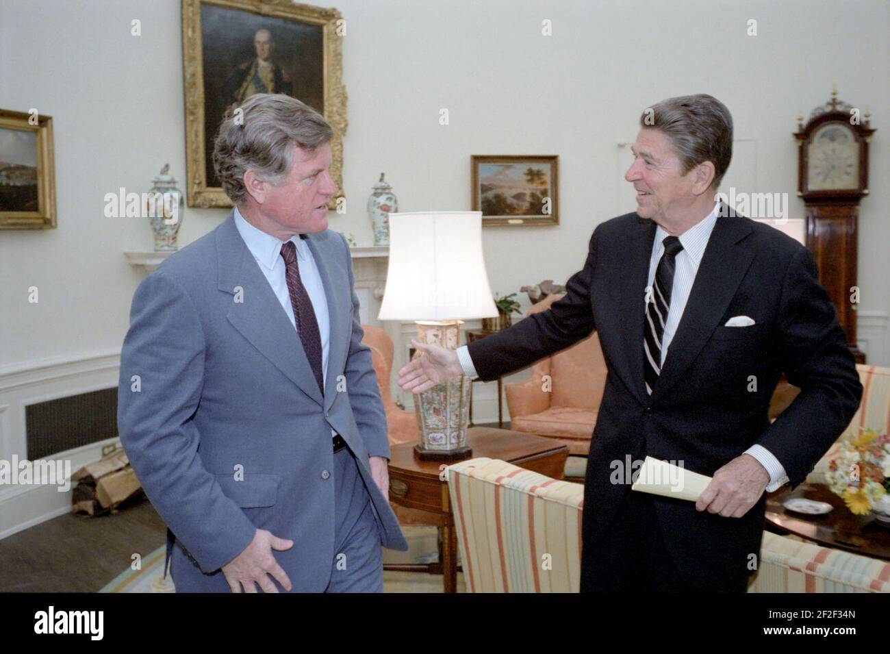 President Ronald Reagan meeting with Senator Ted Kennedy. Stock Photo