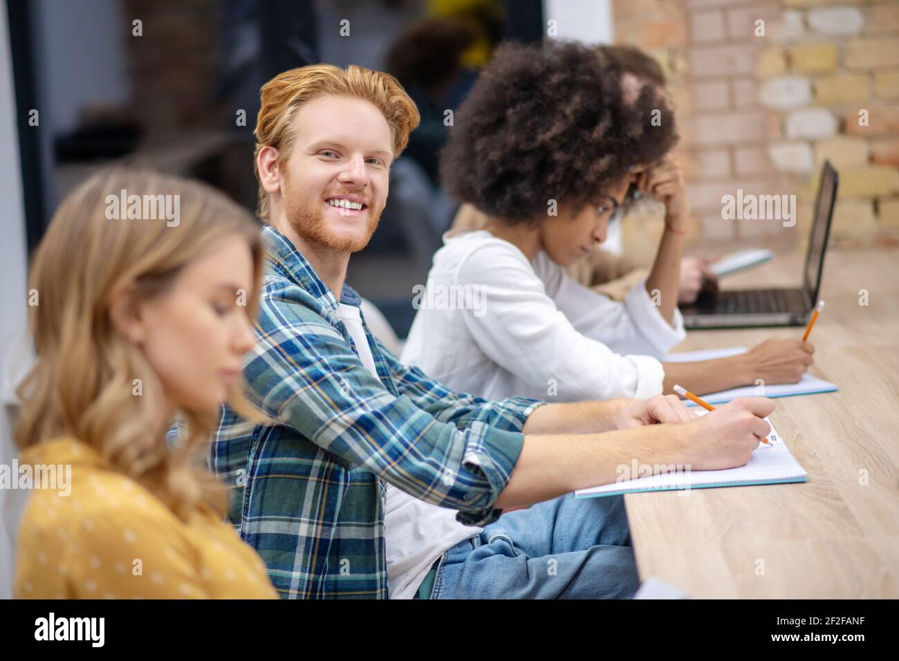 Real life students hi-res stock photography and images - Alamy