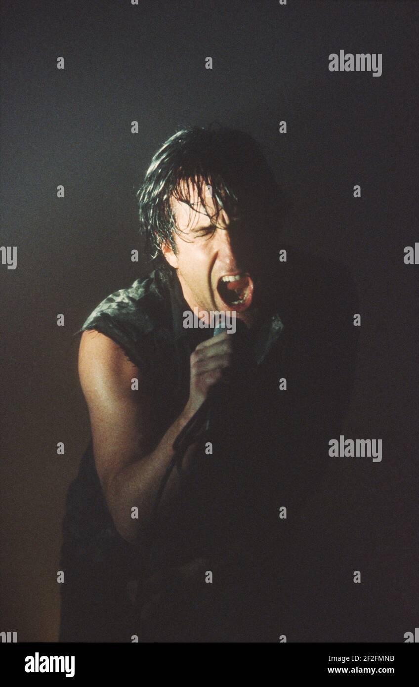 Nine Inch Nails performing at the Brixton Academy 29th November 1999. London, England, United Kingdom Stock Photo - Alamy Nine Inch Nails performing at the Brixton Academy 29th November 1999. London, England, United Kingdom Stock Photo - Alamy