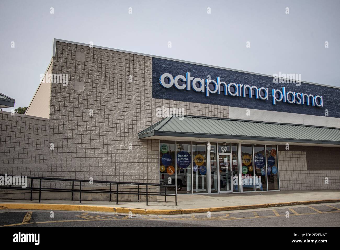 Plasma Donation High Resolution Stock Photography And Images Alamy