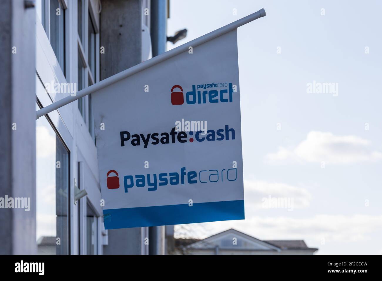 paysafecard Service Team - contact us