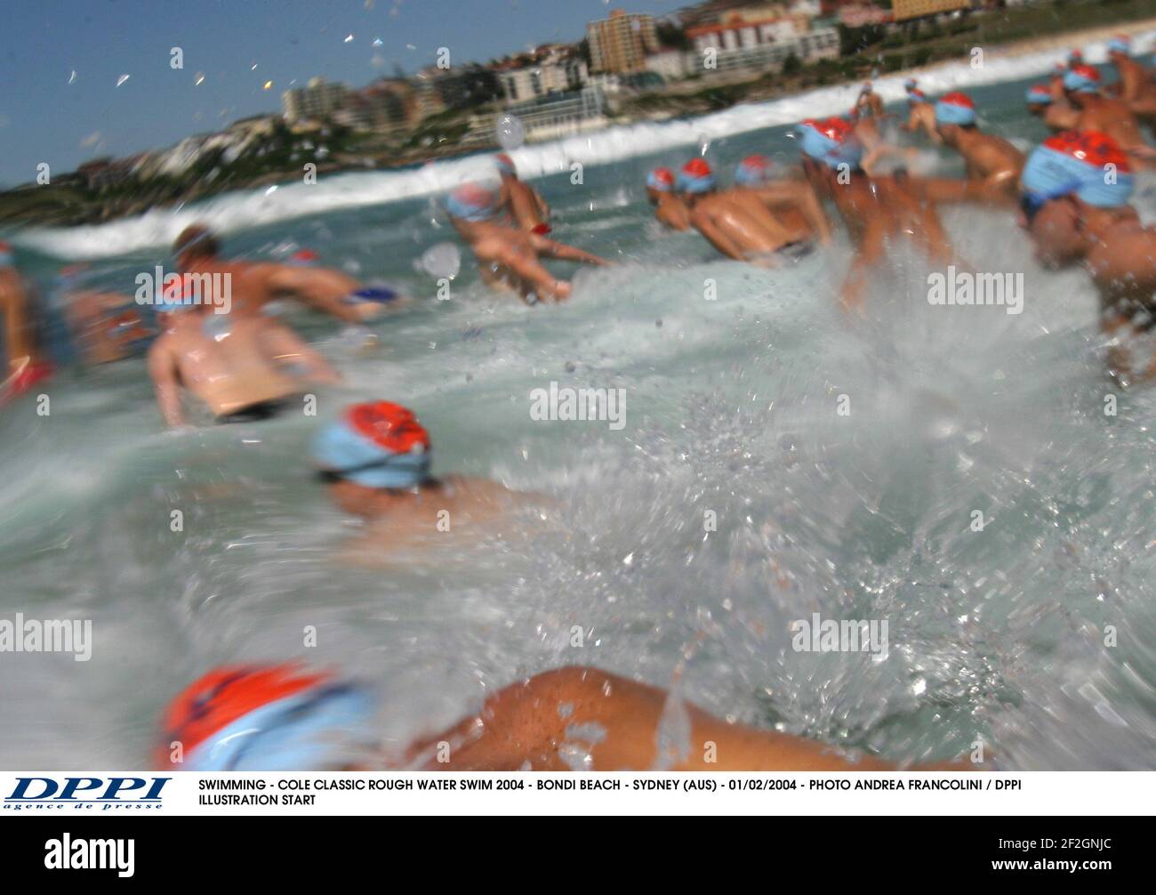 SWIMMING COLE CLASSIC ROUGH WATER SWIM 2004 BONDI BEACH SYDNEY