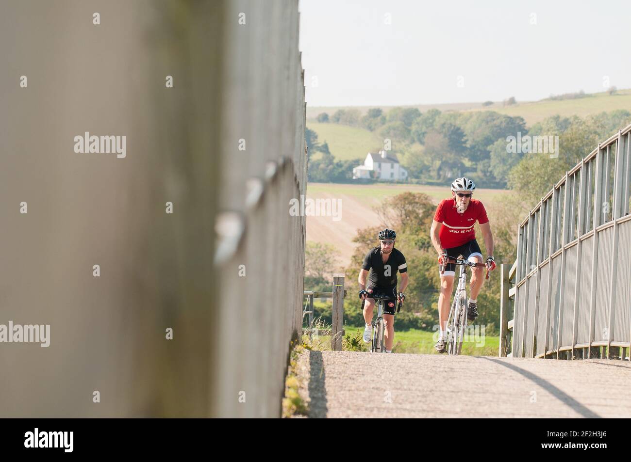 can you cycle the south downs way