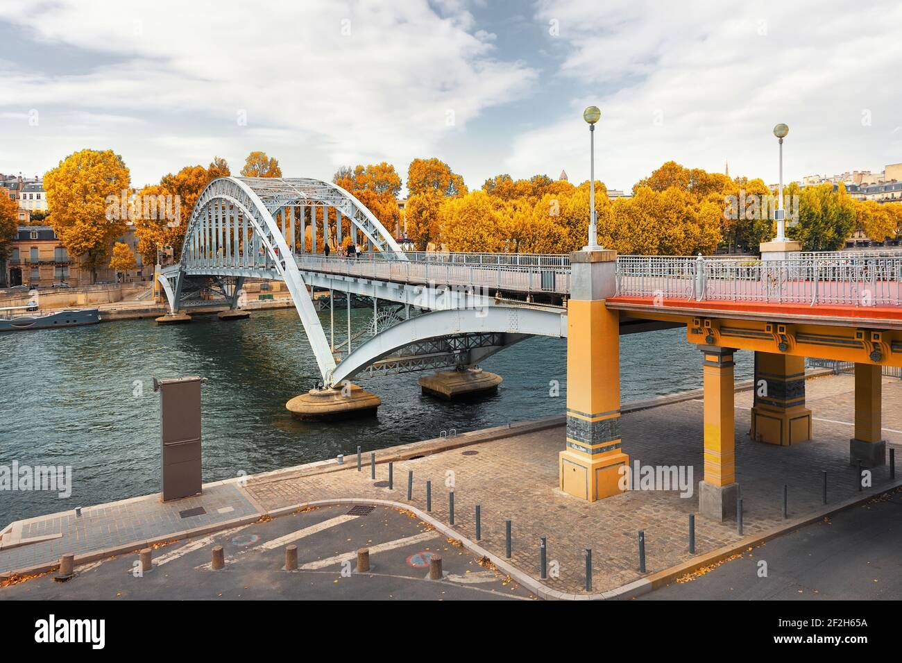 Arch footbridge Passerelle Debilly in Paris, France Stock Photo
