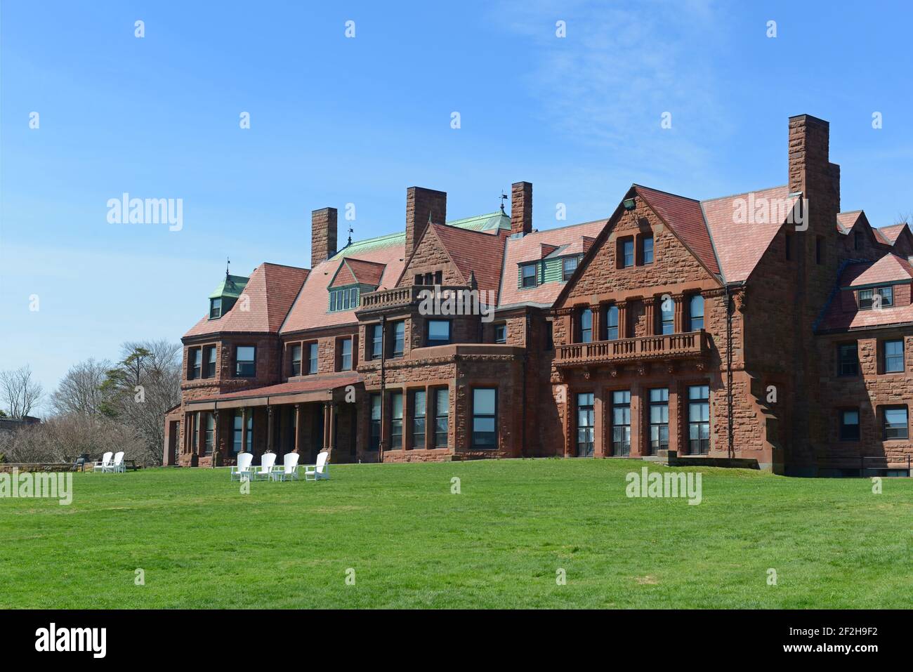 Vinland Estate is a Gilded Age mansion with Romanesque Revival style in