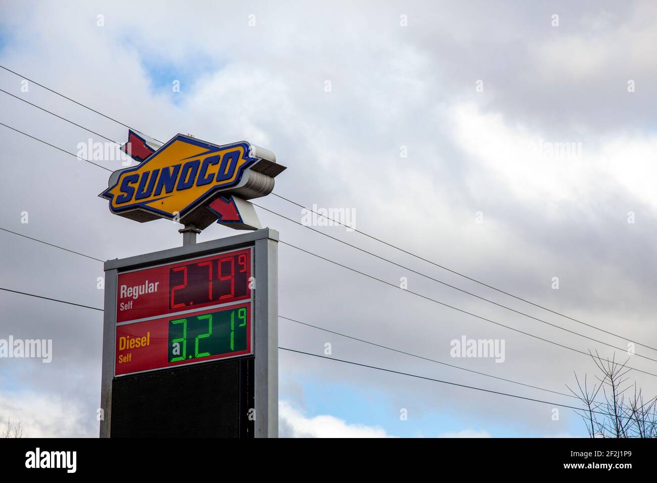 Rockbridge, United States. 11th Mar, 2021. The Sunoco gas station sign