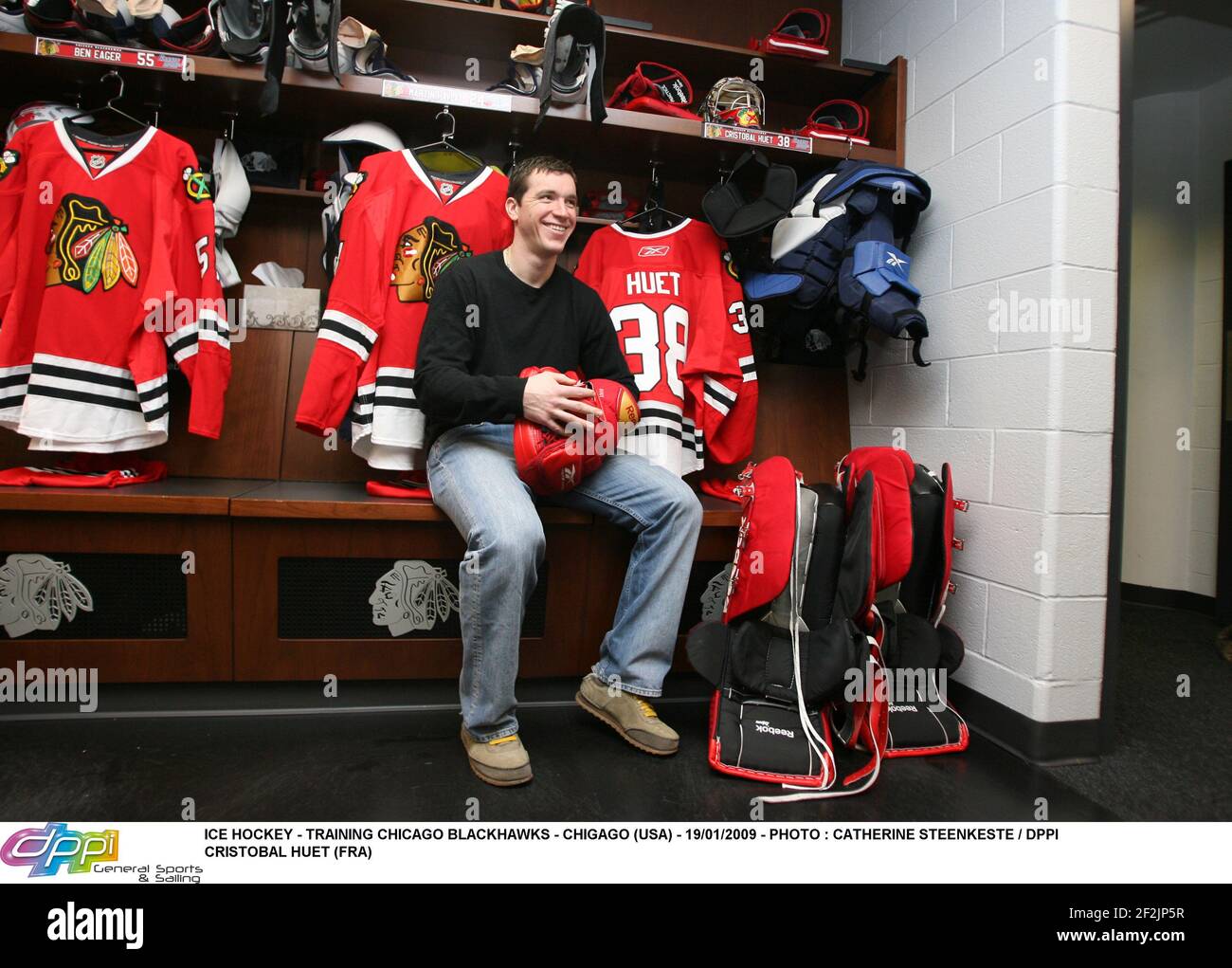 10,773 Nhl Locker Stock Photos, High-Res Pictures, and Images