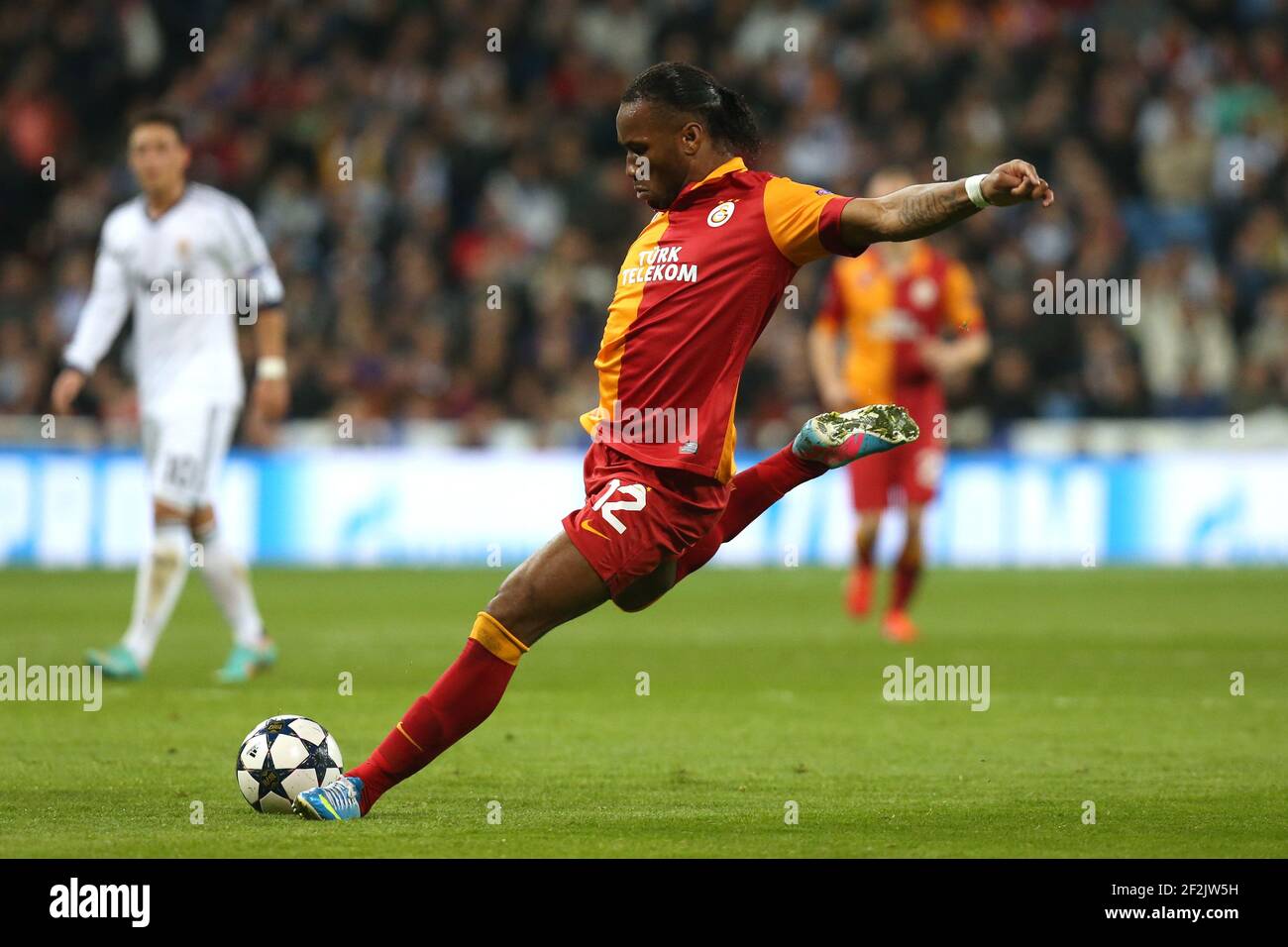 FOOTBALL - UEFA CHAMPIONS LEAGUE 2012/2013 - 1/4 FINAL - 1ST LEG - REAL  MADRID v GALATASARAY - MADRID (SPAIN) - 03/04/2013 - PHOTO MANUEL BLONDEAU/  AOP PRESS / DPPI - DIDIER DROGBA (GAL Stock Photo - Alamy