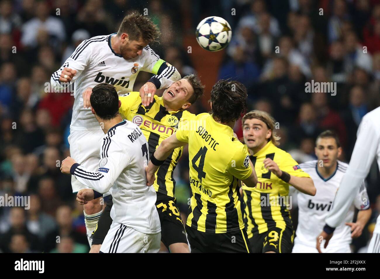 Football Uefa Champions League 12 13 1 2 Final 2nd Leg Real Madrid V Borussia Dortmund Madrid Spa 30 04 13 Photo Manuel Blondeau Aop Press Dppi Sergio Ramos Real And Lukasz Piszczek Bor Stock Photo Alamy