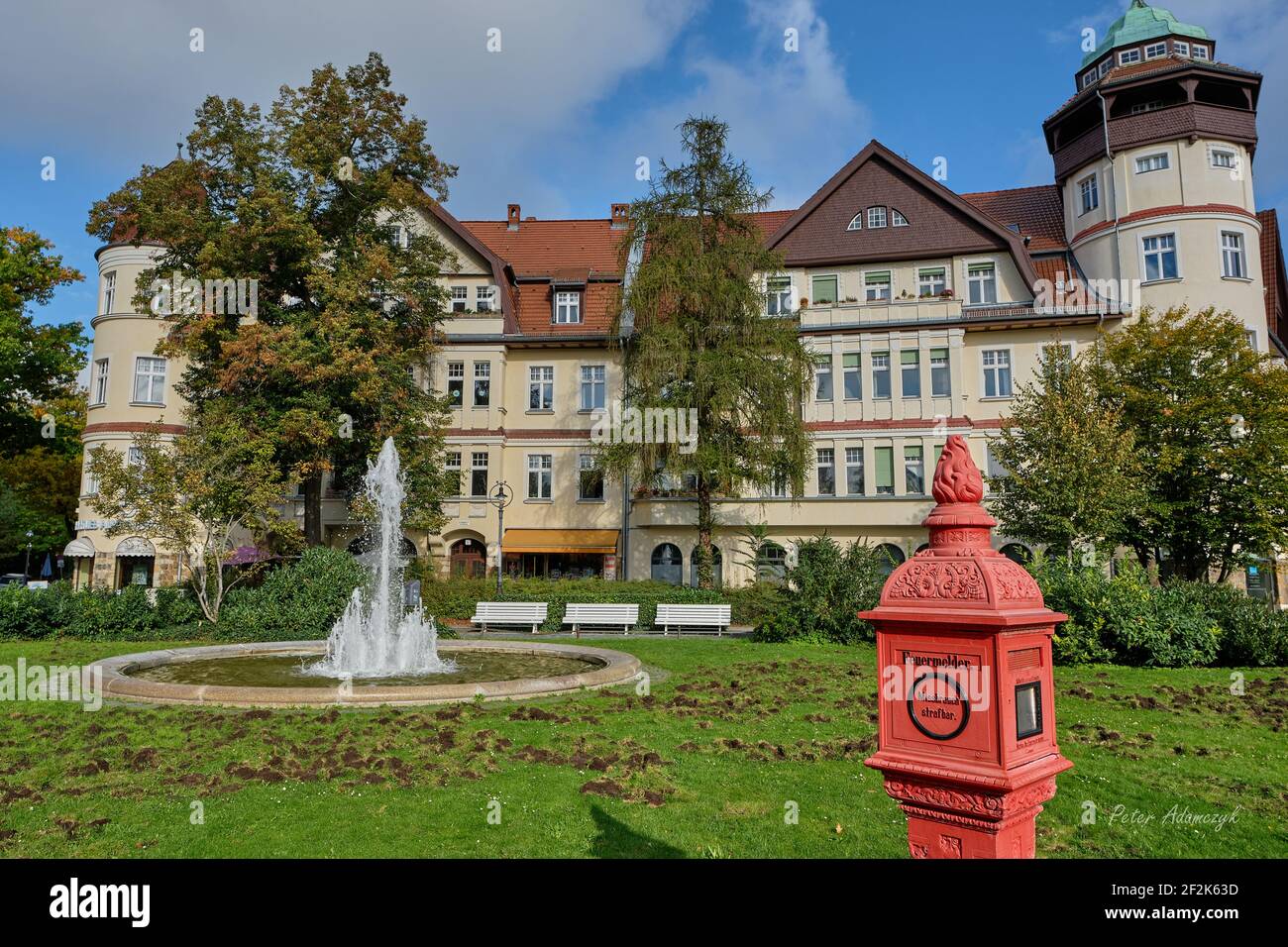 Architekturaufnahme eines Platzes in Berlin Zehlendorf Stock Photo