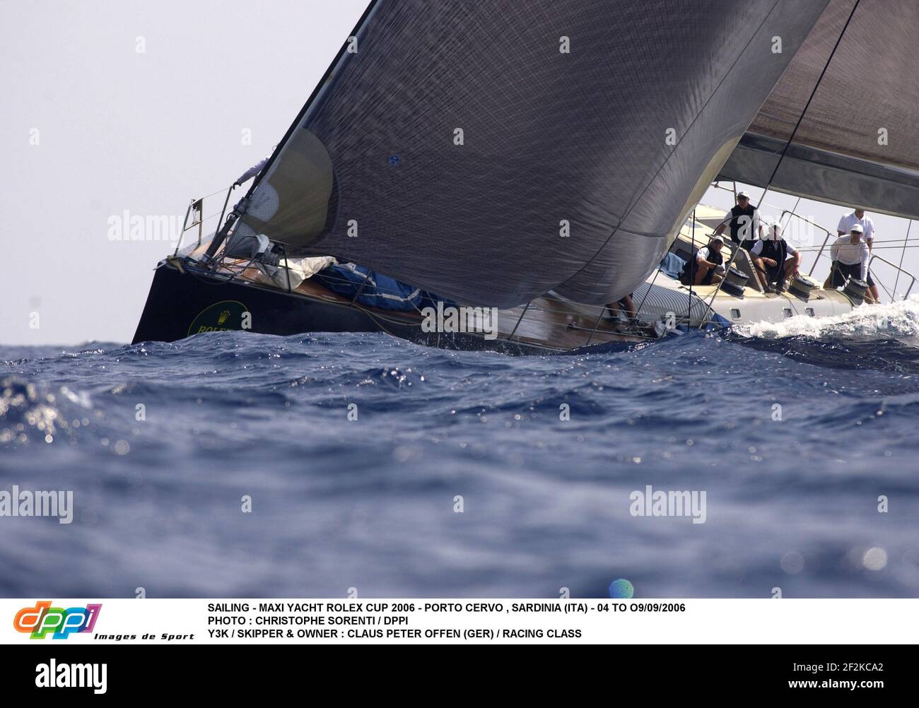 Y3k yacht hi-res stock photography and images - Alamy