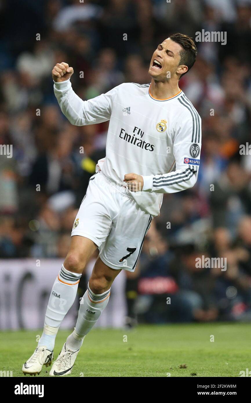 Ronaldo madrid 2014 hi-res stock photography and images - Page 15 - Alamy, image size:866x1390