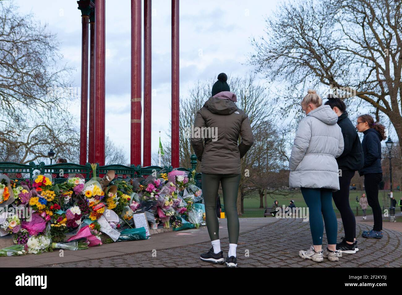 Murdered woman hi-res stock photography and images - Alamy