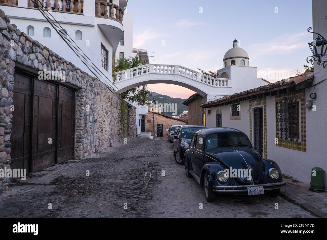 View outside Casa Kimberly, Elizabeth Taylor and Richard Burton's home in  Puerto Vallarta, Mexico Stock Photo - Alamy