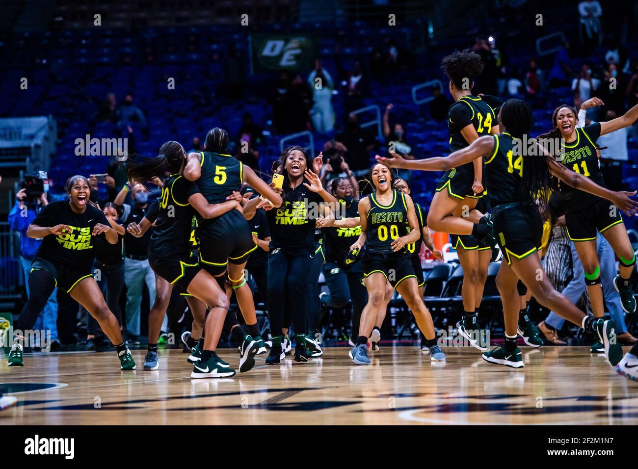 San Antonio, Texas, USA. 11th Mar, 2021. DeSoto celebrates winning the UIL Texas class 6A state title, their 1st, after beating Cypress Creek 53-37 at the Alamodome in San Antonio Texas, on March 11, 2021. Credit: Matthew Smith/ZUMA Wire/Alamy Live News Stock Photo