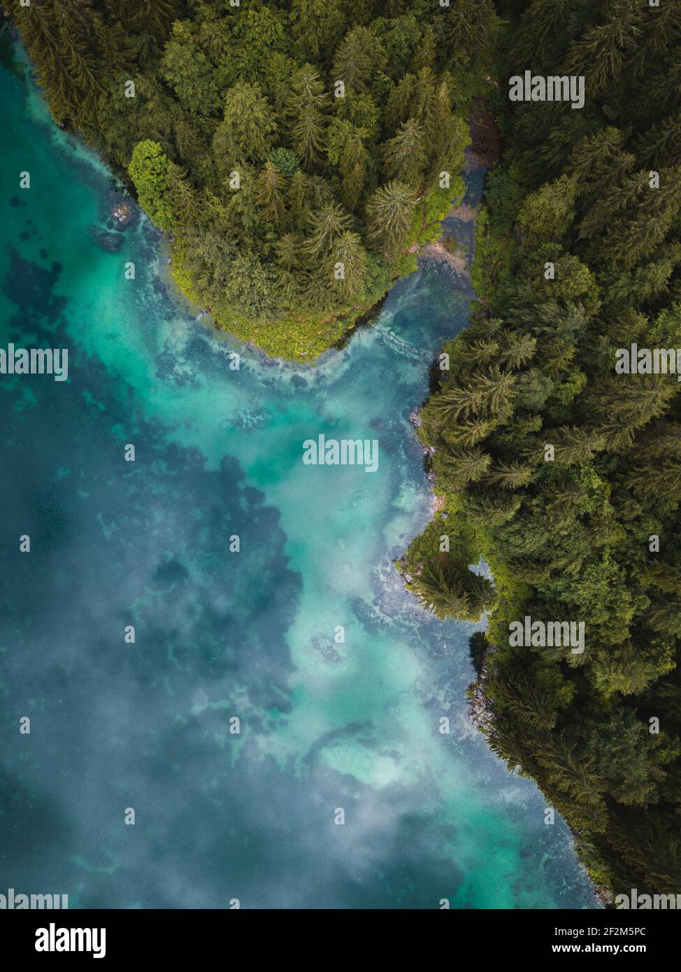 Aerial top down shot lake hi-res stock photography and images - Alamy