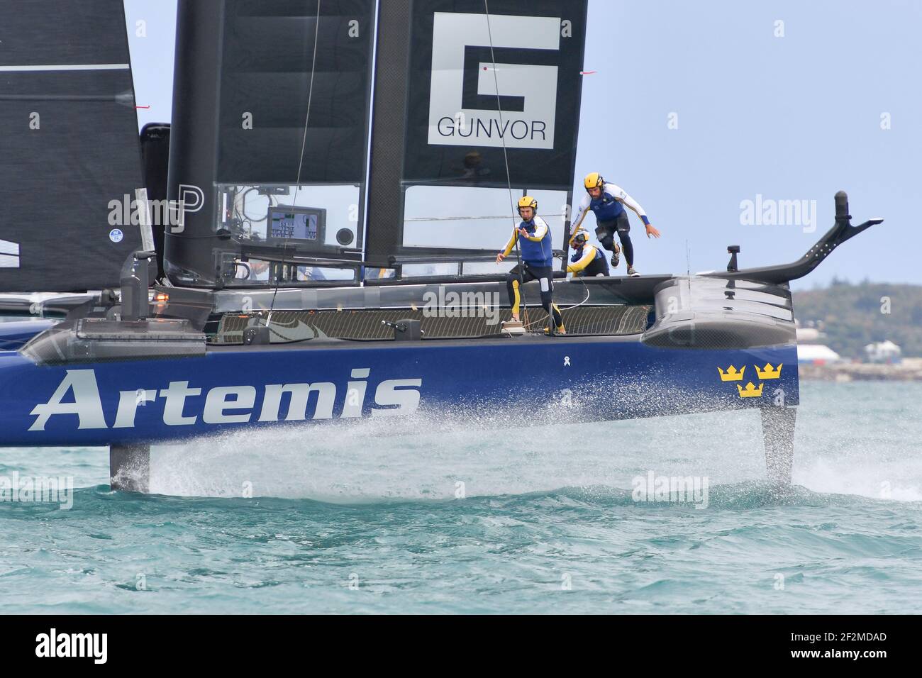 2017 america's cup louis vuitton hi-res stock photography and images ...