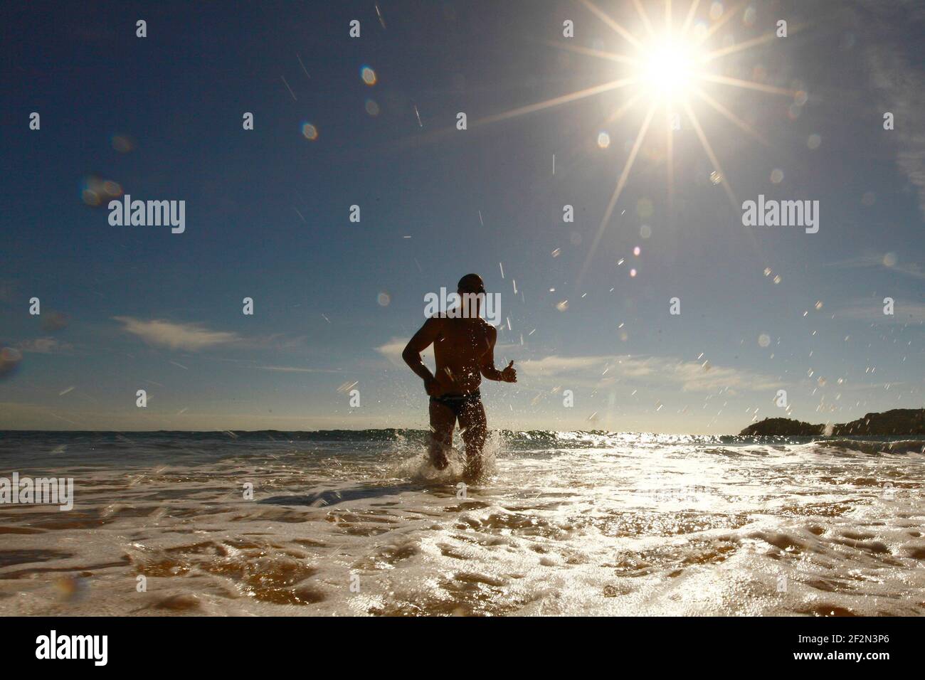 PADDLE BOARD TRAINING AT MANLY BEACH SYDNEY (AUS) 14/11/2009