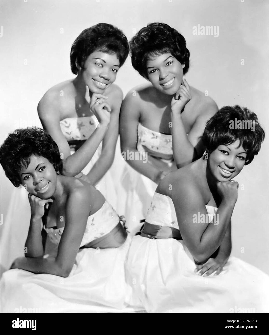 SHIRELLES Promotional photo of America vocal group about 1962. From left: Beverley Lee, Doris Coley, Shirley Owens, Addie Harris Stock Photo