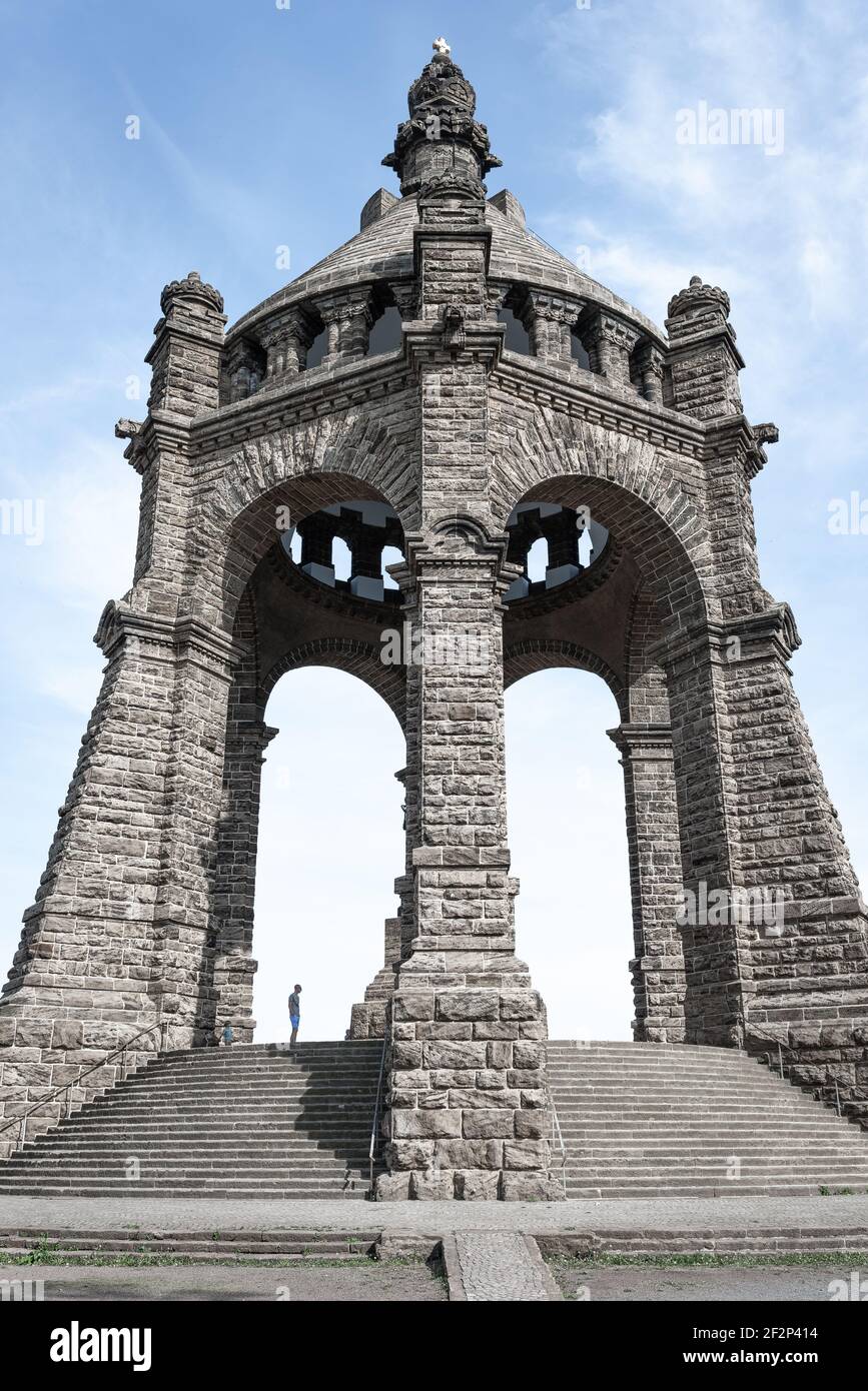 Porta Westfalica Emperor Monument Stock Photo Alamy porta-westfalica-emperor-monument-stock-photo-alamy