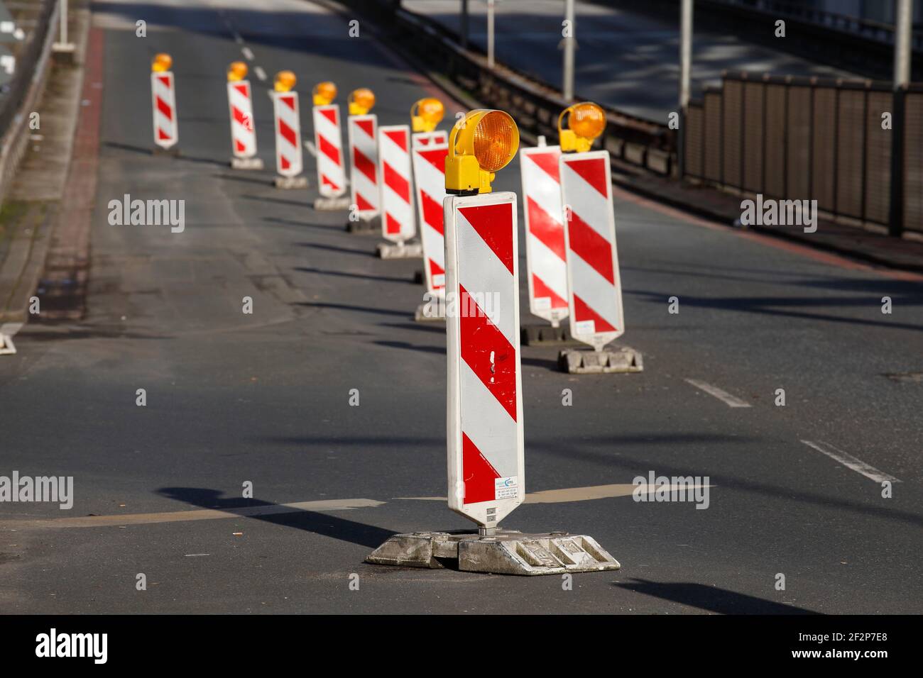 Barricade beacons, construction site barrier, road, construction site ...