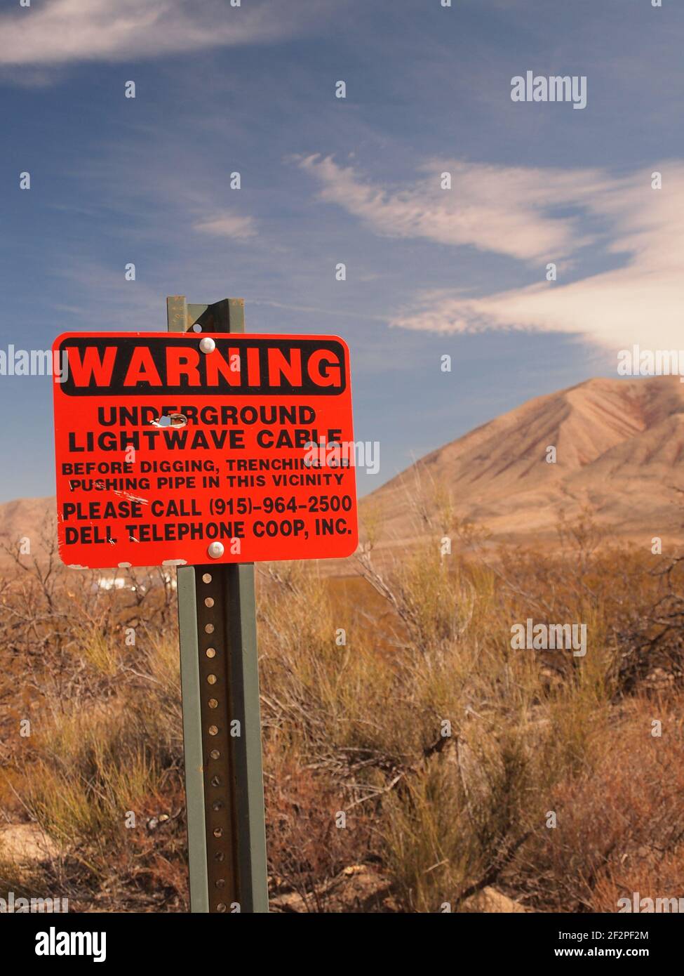 Communications facility hi-res stock photography and images - Alamy