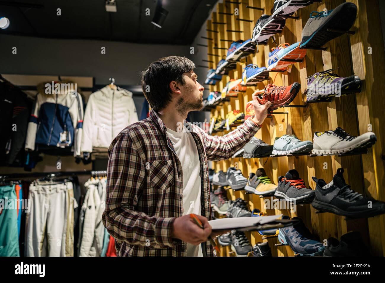Man Shoe Shop Assistant High Resolution Stock Photography and Images - Alamy