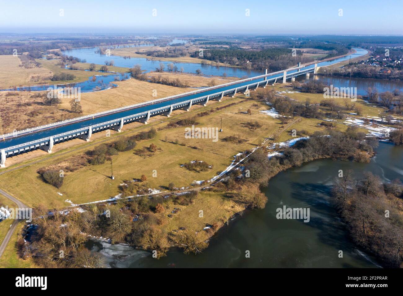 Germany, Saxony-Anhalt, Glindenberg, Magdeburg water road intersection