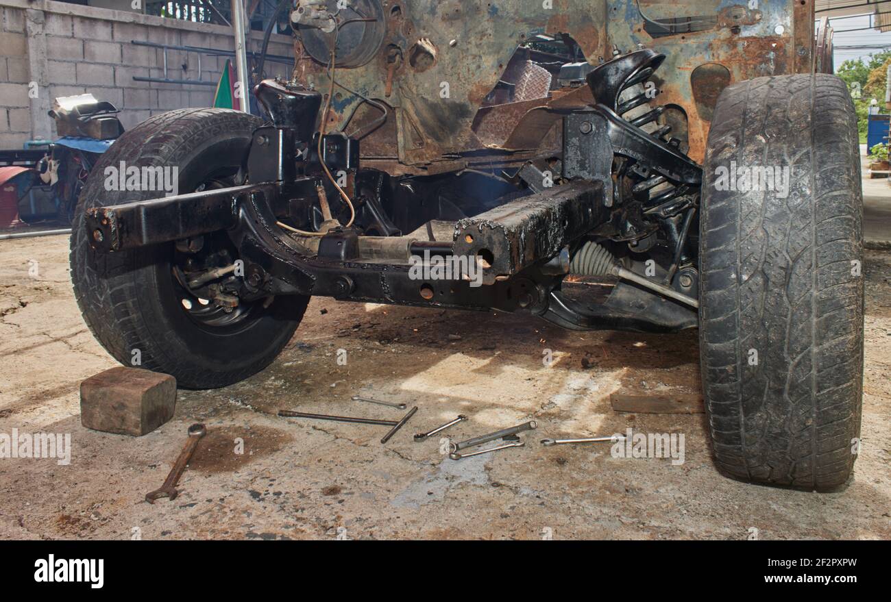 Rack and pinion suspension hi-res stock photography and images - Alamy