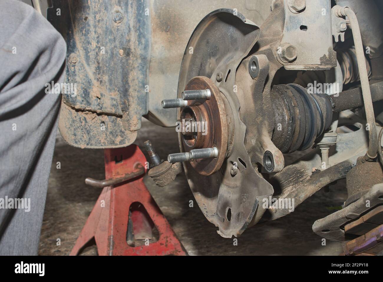 Car Wheel Hub and Drive Axle and Shock Absorber and Jack Stand and