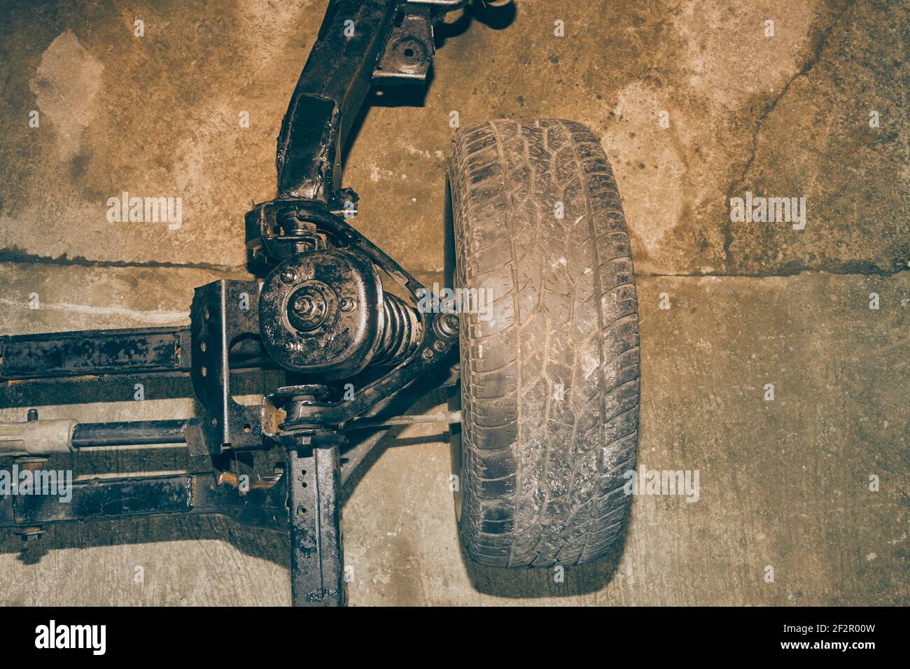 Lower arm ball joint hi-res stock photography and images - Alamy