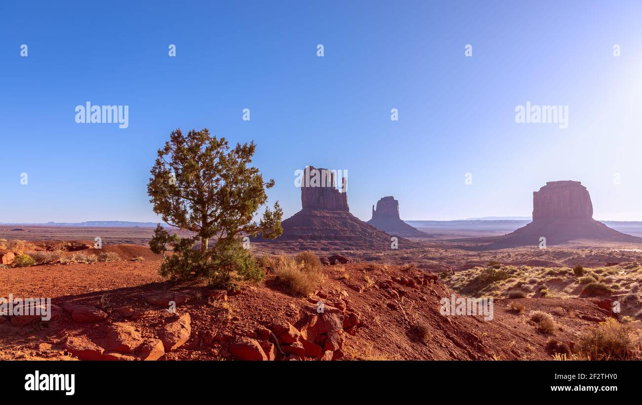 Beautiful sunrise view of famous Buttes of Monument Valley on the ...