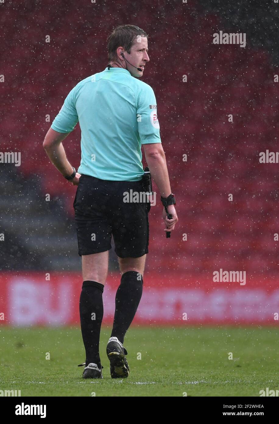 Referee john brooks hires stock photography and images Alamy