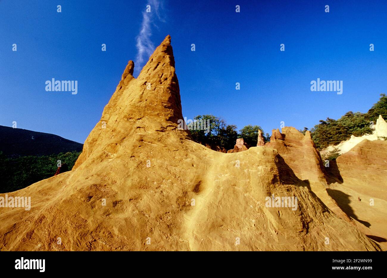 Rustrel Colorado Colorado france hi-res stock photography and images - Alamy