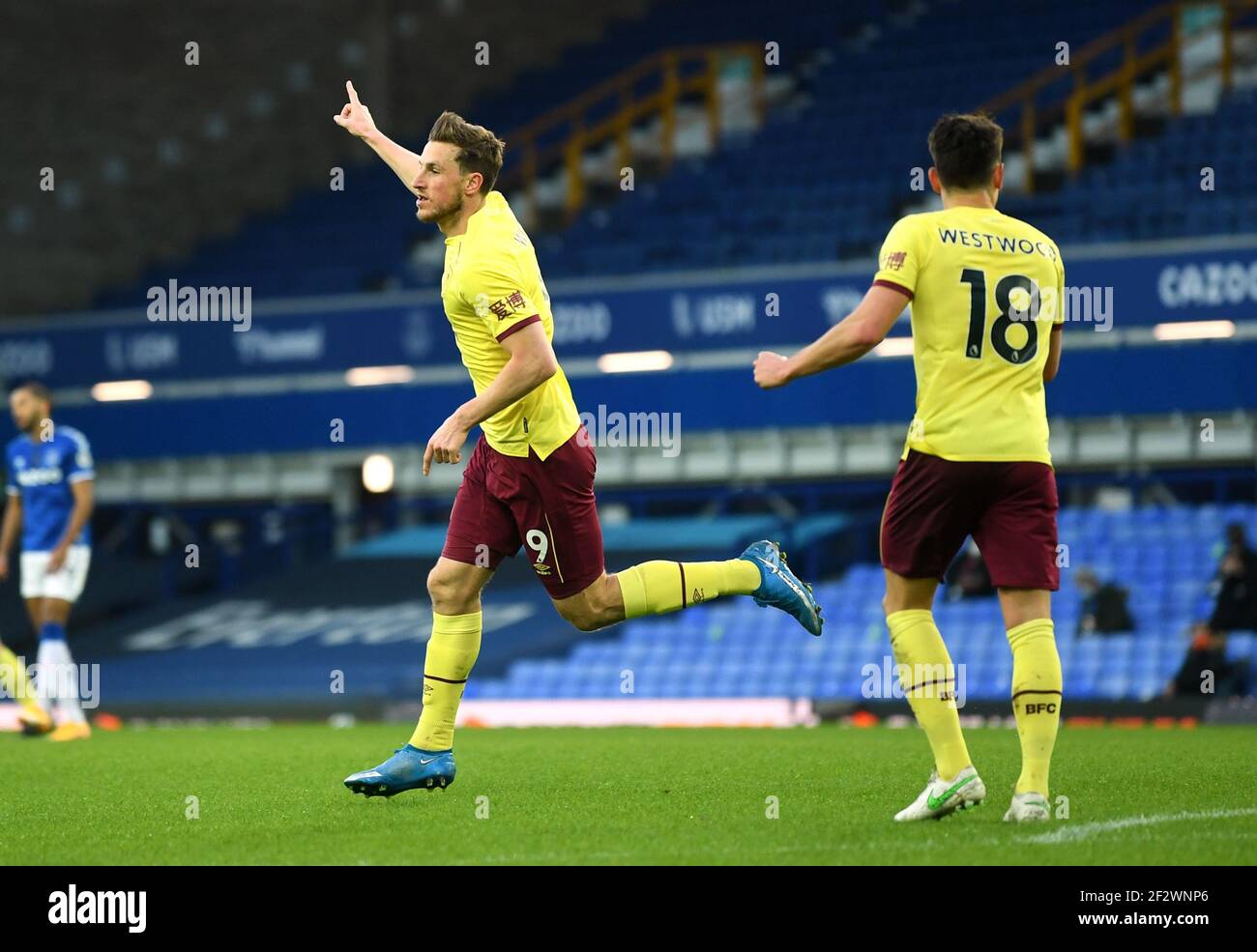 Burnley's Chris Wood celebrates scoring their first goal of the game during the Premier League match at Goodison Park, Liverpool. Picture date: Saturday March 13, 2021. Stock Photo