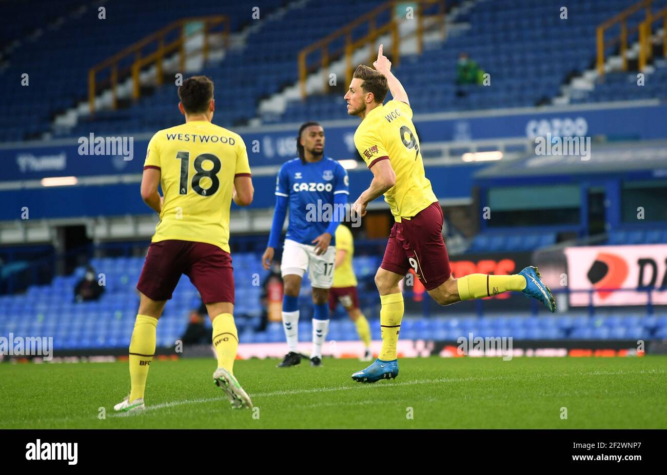 Burnley's Chris Wood celebrates scoring their first goal of the game during the Premier League match at Goodison Park, Liverpool. Picture date: Saturday March 13, 2021. Stock Photo