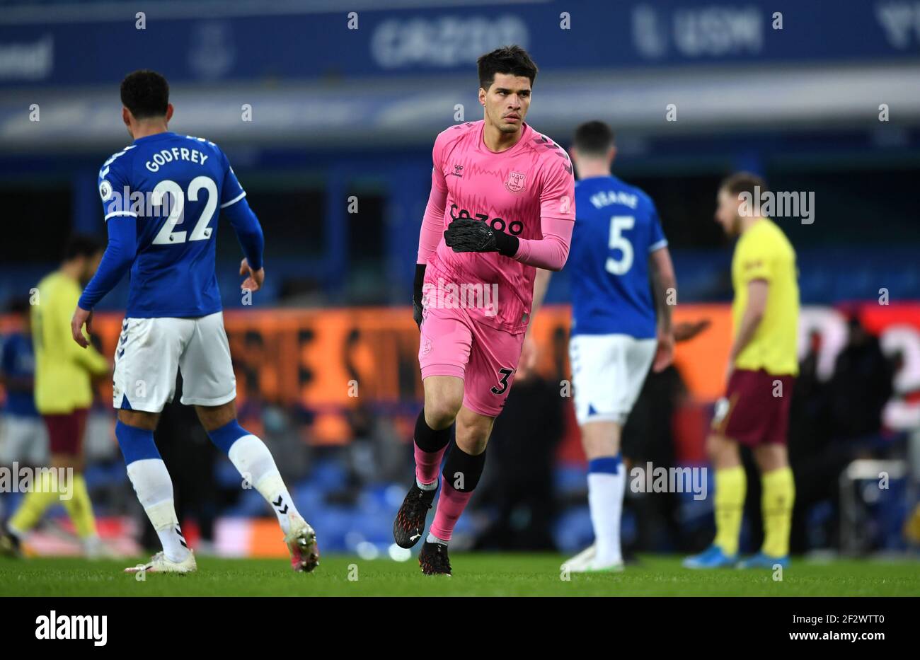 Everton goalkeeper Joao Virginia after being substituted on to the pitch during the Premier League match at Goodison Park, Liverpool. Picture date: Saturday March 13, 2021. Stock Photo