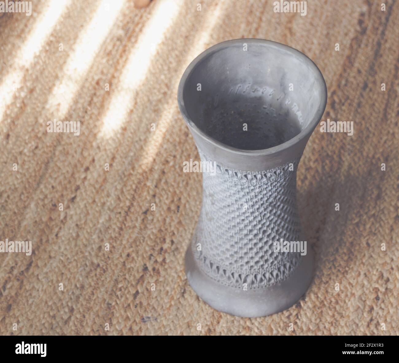 Photograph of a clay vase background or texture Stock Photo - Alamy