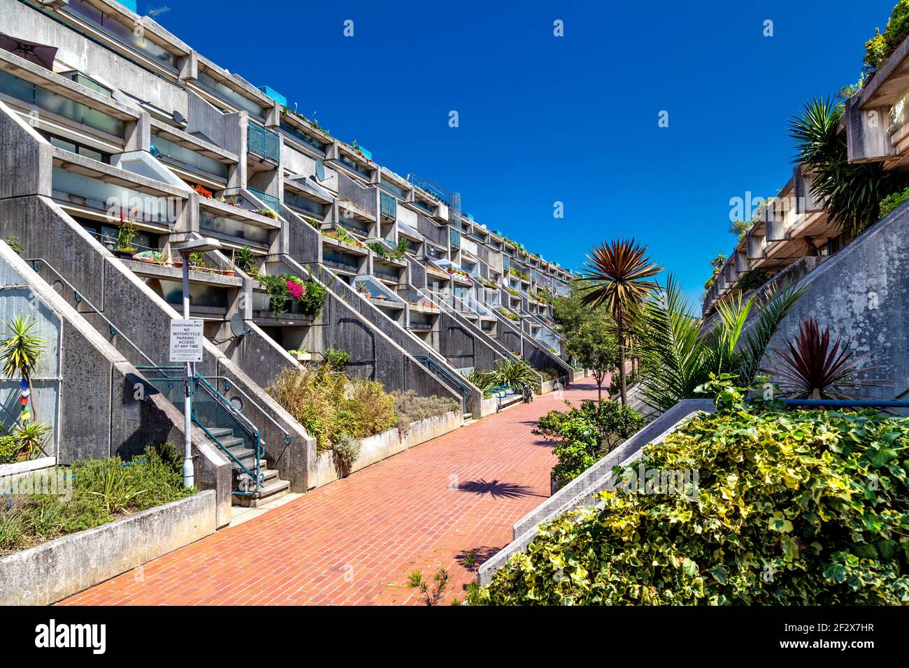 Brutalist style Alexandra Road Estate buildings and walkway in Swiss Cottage, London, UK Stock Photo