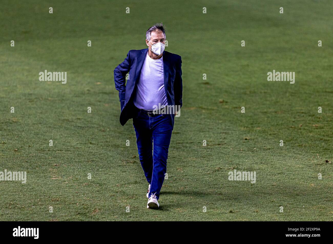 Santos, Brazil. 13th Mar, 2021. The coach Ariel Holan in the match between Santos and Ituano valid for the 4th round of the Paulista Championship Football Series A, held at Estádio Urbano Caldeira, Vila Belmiro, on the night of this Saturday, March 13, 2021. Credit: Van Campos/FotoArena/Alamy Live News Stock Photo