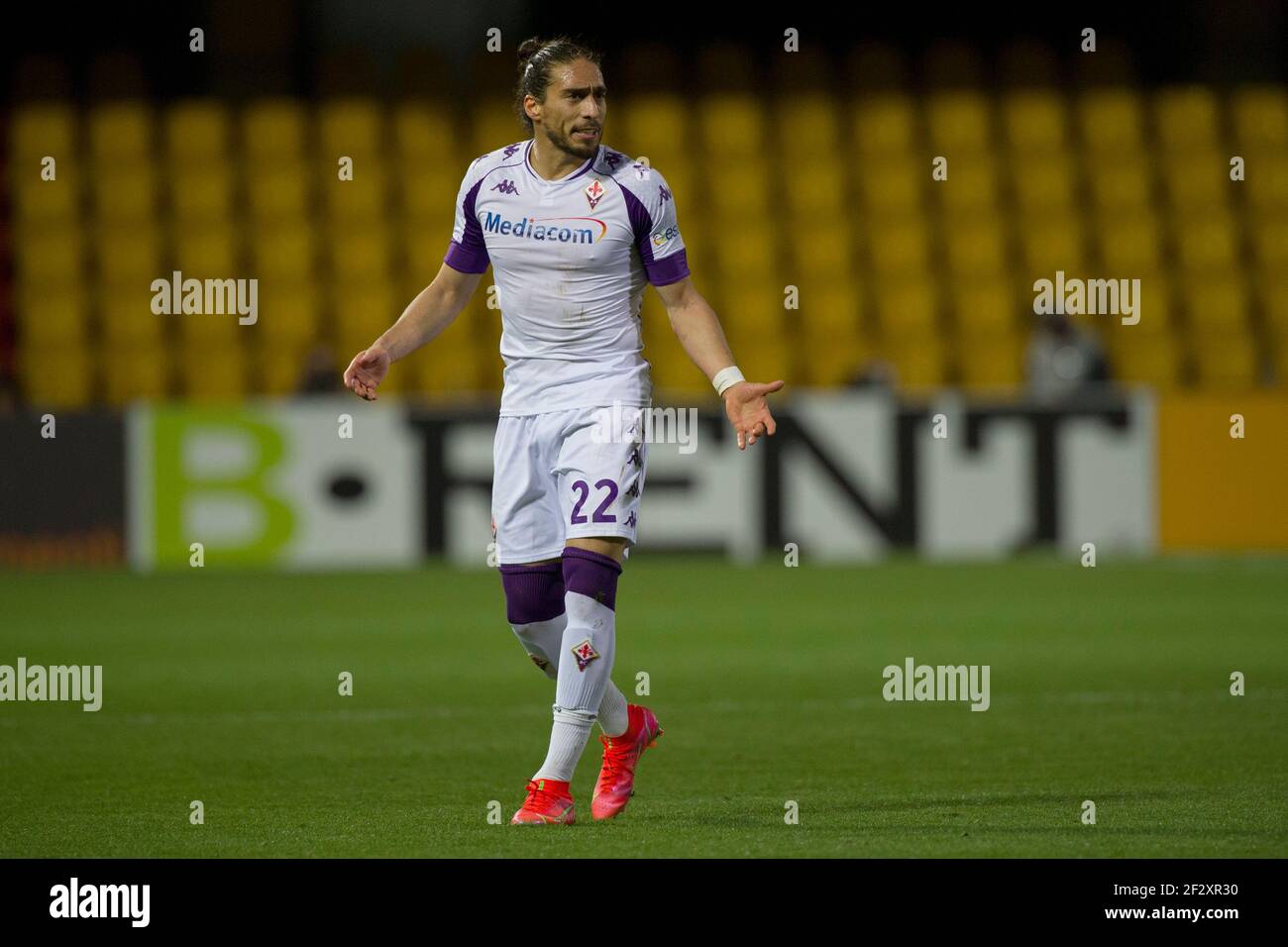 Benevento, Italy. 13th Mar, 2021. Martin Caceres player of Fiorentina, during the match of the Italian Serie A championship between Benevento vs Fiorentina final result 1-4, played at the Ciro Vigorito stadium in Benevento. Italy, March 13, 2021. (Photo by Vincenzo Izzo/Sipa USA) Credit: Sipa USA/Alamy Live News Stock Photo