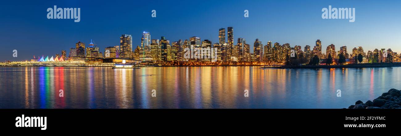 Night view of Vancouver downtown skyline panorama after sunset ...