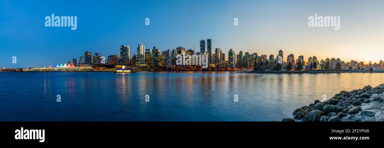 Night view of Vancouver downtown skyline panorama after sunset ...