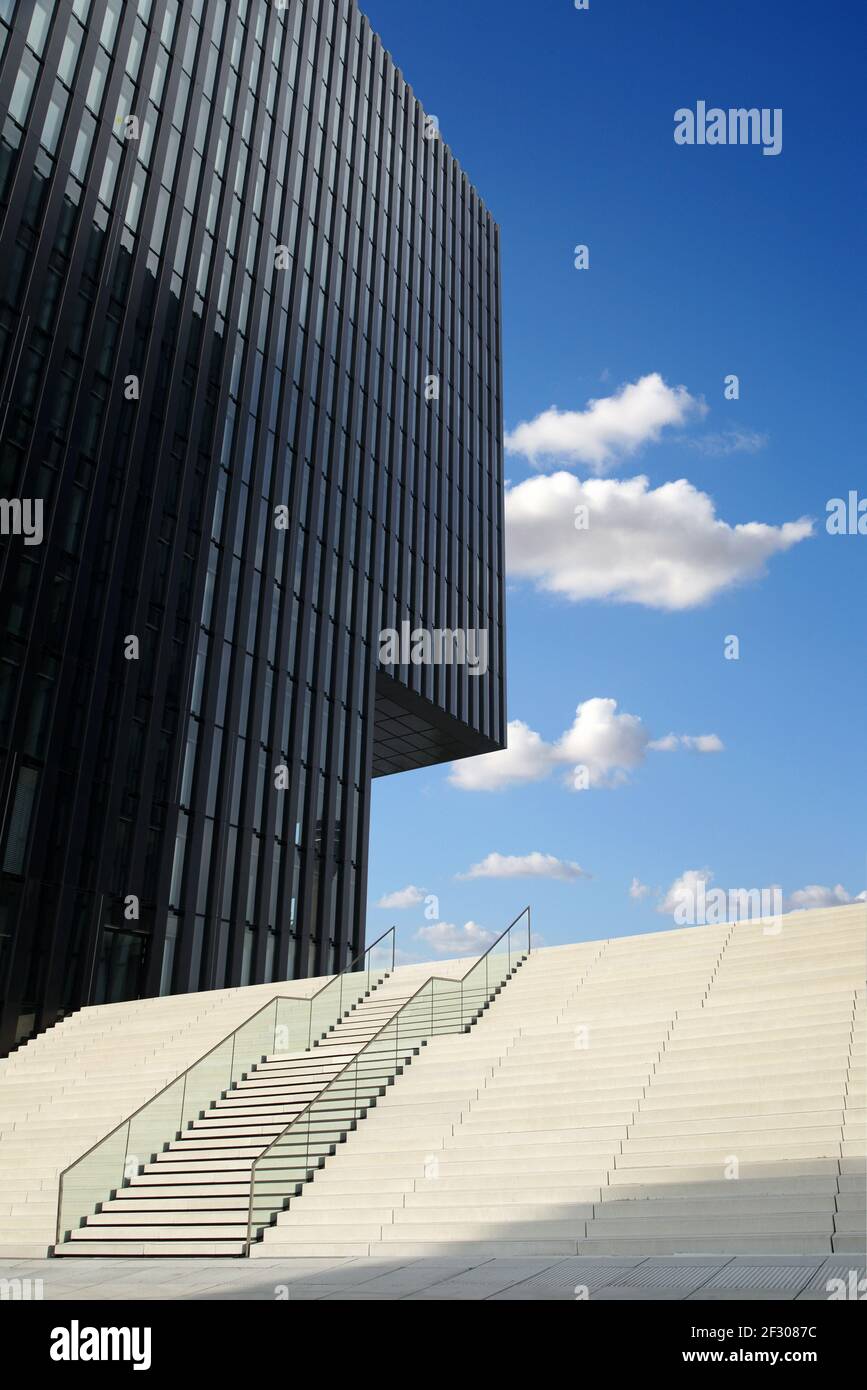moderne Architektur im Medienhafen Düsseldorf Stock Photo